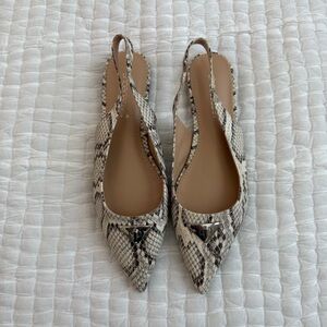 Shoedazzle Women's Snakeskin Slingback Flats